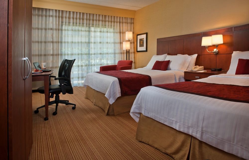 Courtyard By Marriott Dulles Airport Chantilly Hotel Exterior foto